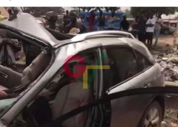 BREAKING: Gory Accident Claims Two Lives On Accra-Tema Motorway [Watch]