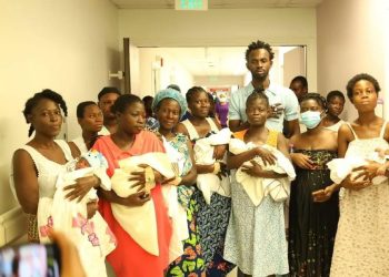 Black Sherif Pays Medical Bills For Needy Mothers At Accra Regional Hospital 
