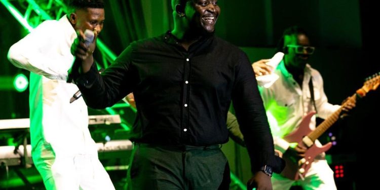 The Band Fra! Energetically Drops “You Dey Feel The Vibe” Ft. Nana Yaw Ofori-Atta [Watch]