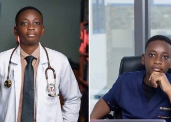 23-Year-Old Dr. Kweku Gyamfi Graduates from UCC School of Medical Sciences, Breaks The Internet With Photos