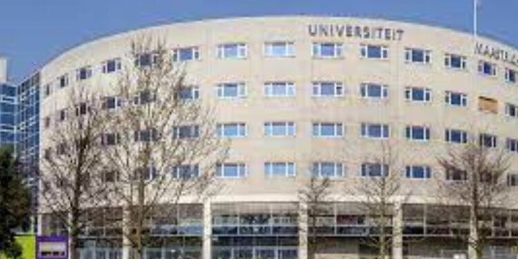 maastricht university scholarships