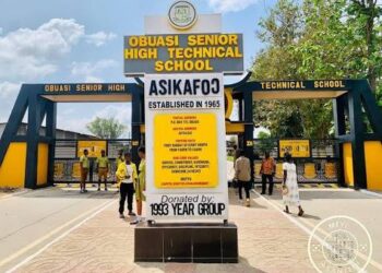 Obuasi SecTech Headmaster Hospitalised After Students Beat Him Over Alleged Fetus Burial