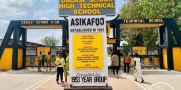 Obuasi SecTech Headmaster Hospitalised After Students Beat Him Over Alleged Fetus Burial